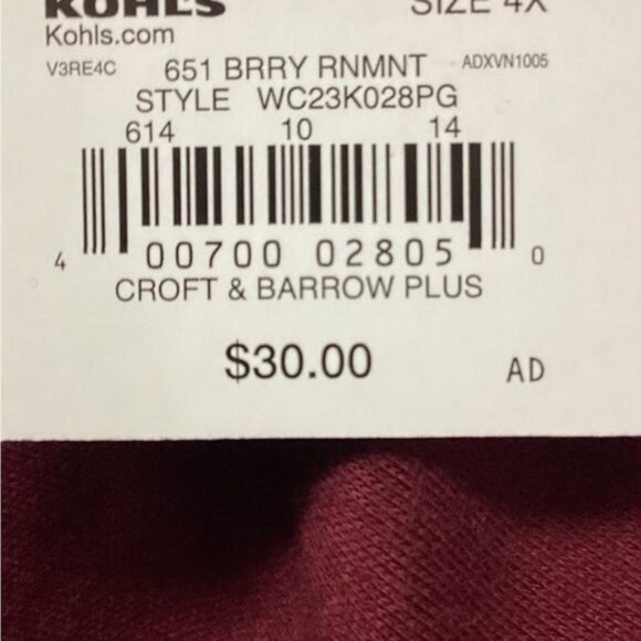 Croft & Barrow Women’s Plus Long Sleeve The Classic Tee Holiday Graphic Berry 4X - Picture 9 of 9